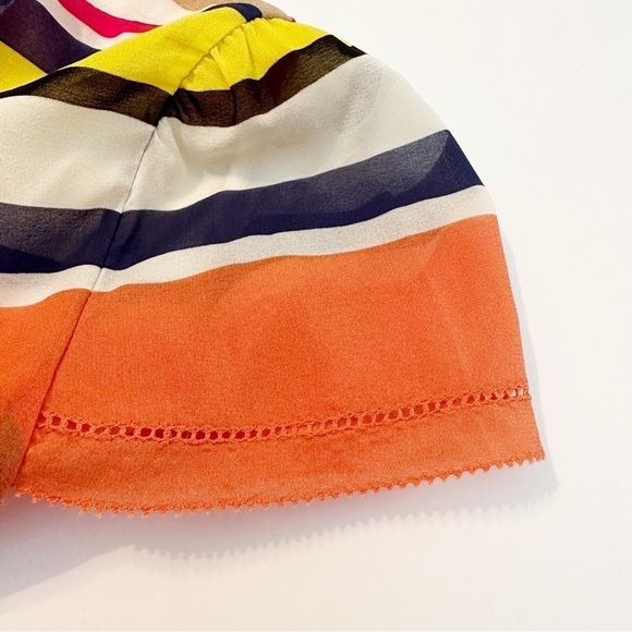 Alice + Olivia Bow Stripe Stretch Silk Top - XS - Picture 7 of 10